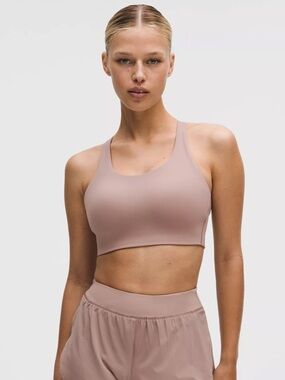 lululemon athletica Smooth Sport Bra in Dusty Rose